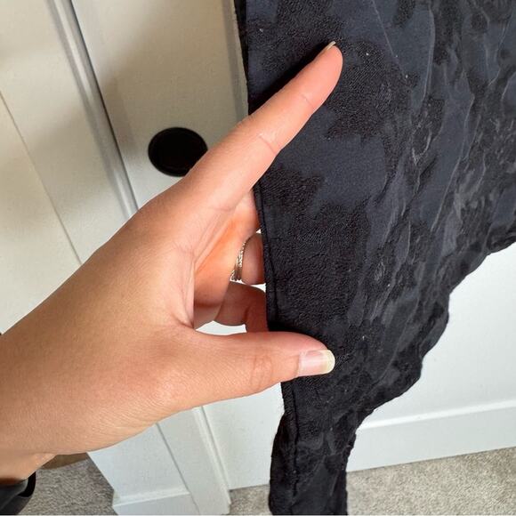 CP Shades Black Floral Print Rayon Boxy Tank Top Layering Lagenlook Size Small - Picture 5 of 5